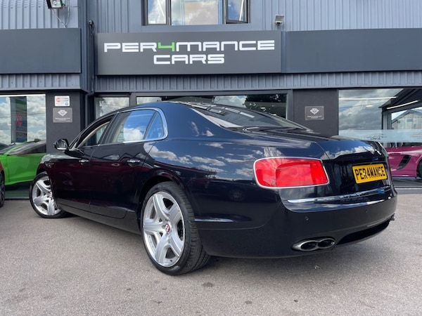 Used Bentley Flying Spur 2015 for sale - 75692822: Photo 2