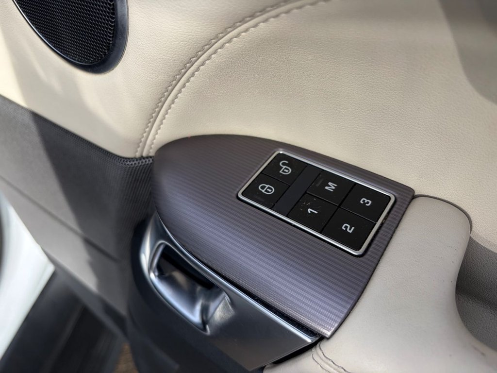Used Land Rover Range Rover Sport 2014 for sale - 77632075: Photo 46
