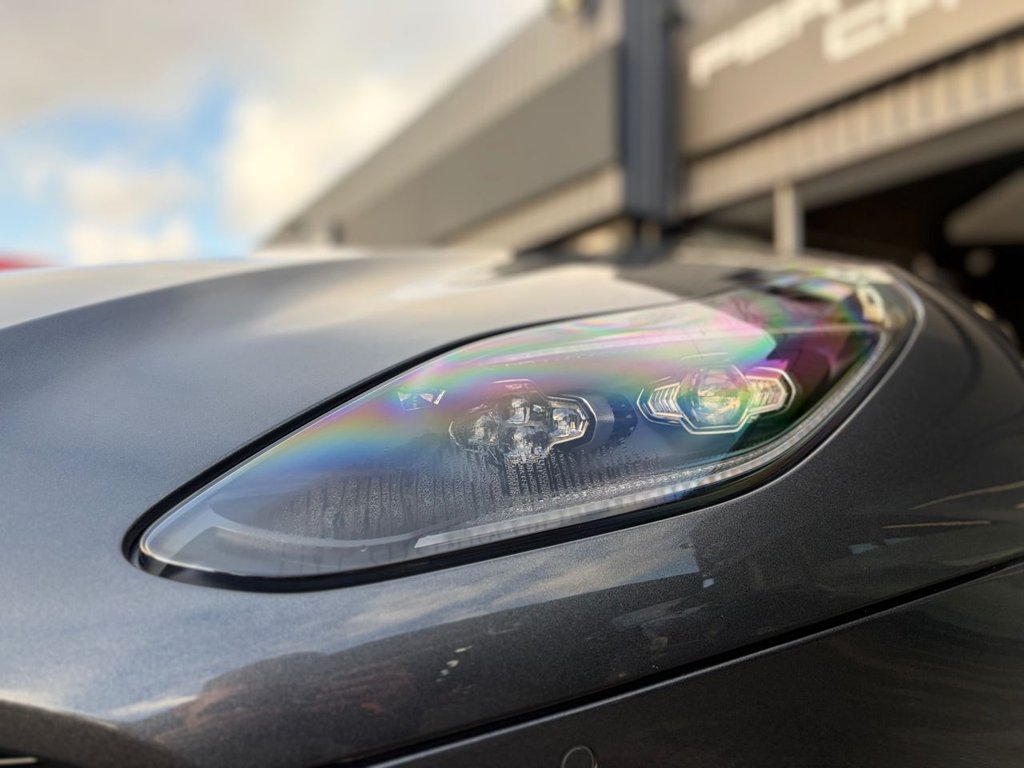 Used Aston Martin DB11 2020 for sale - 76962346: Photo 15