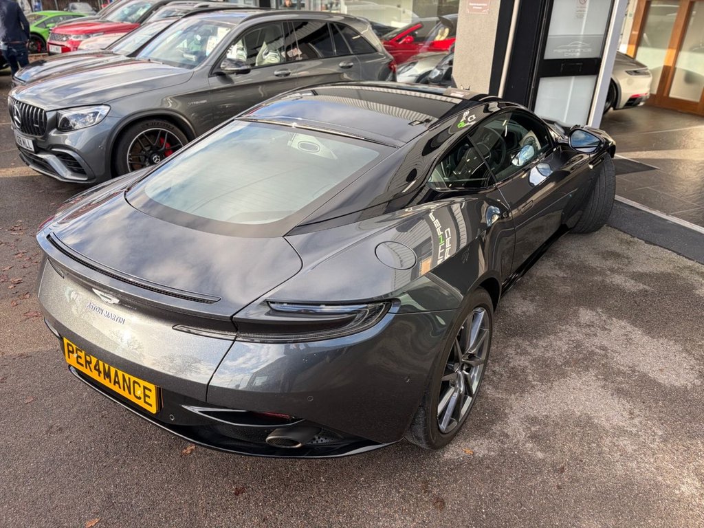 Used Aston Martin DB11 2020 for sale - 76962346: Photo 29
