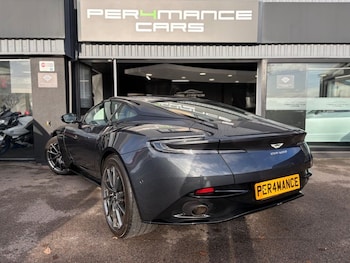 Used Aston Martin DB11 2020 for sale - 76962346: Photo