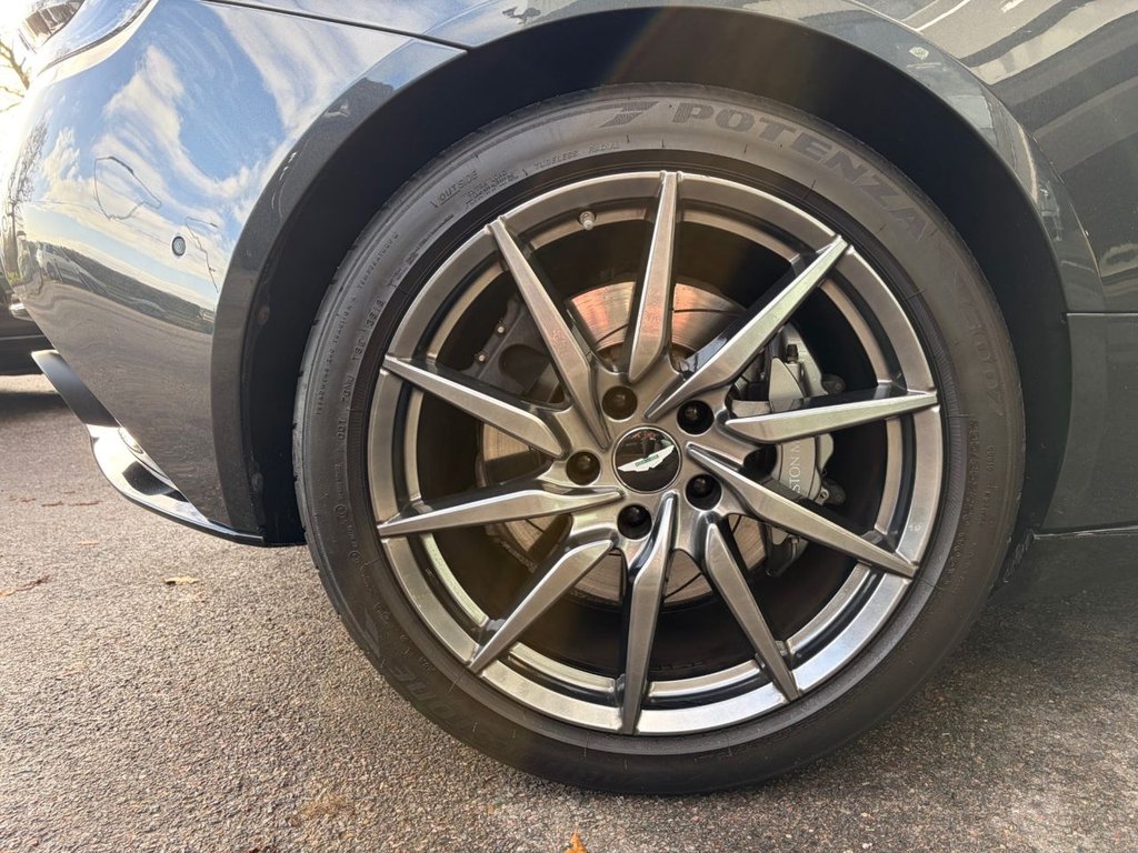 Used Aston Martin DB11 2020 for sale - 76962346: Photo 36