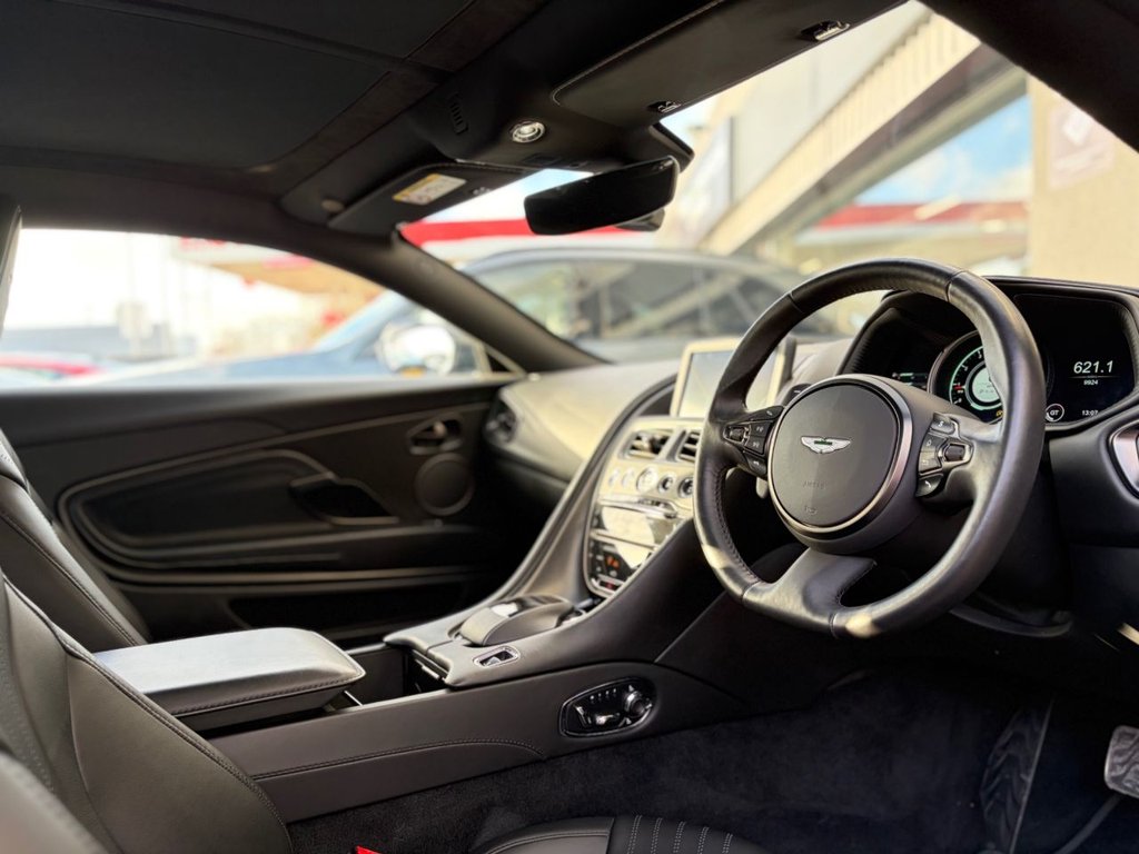 Used Aston Martin DB11 2020 for sale - 76962346: Photo 42