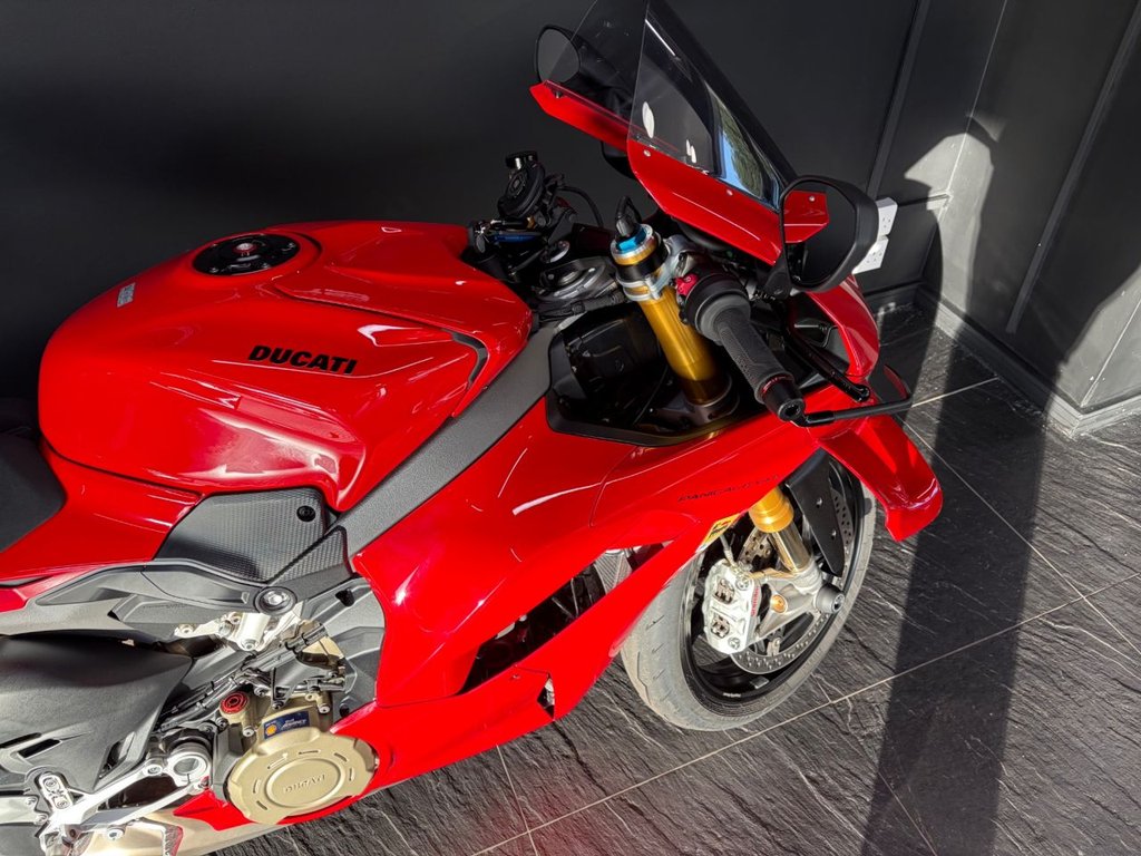 Ducati Panigale V4S
