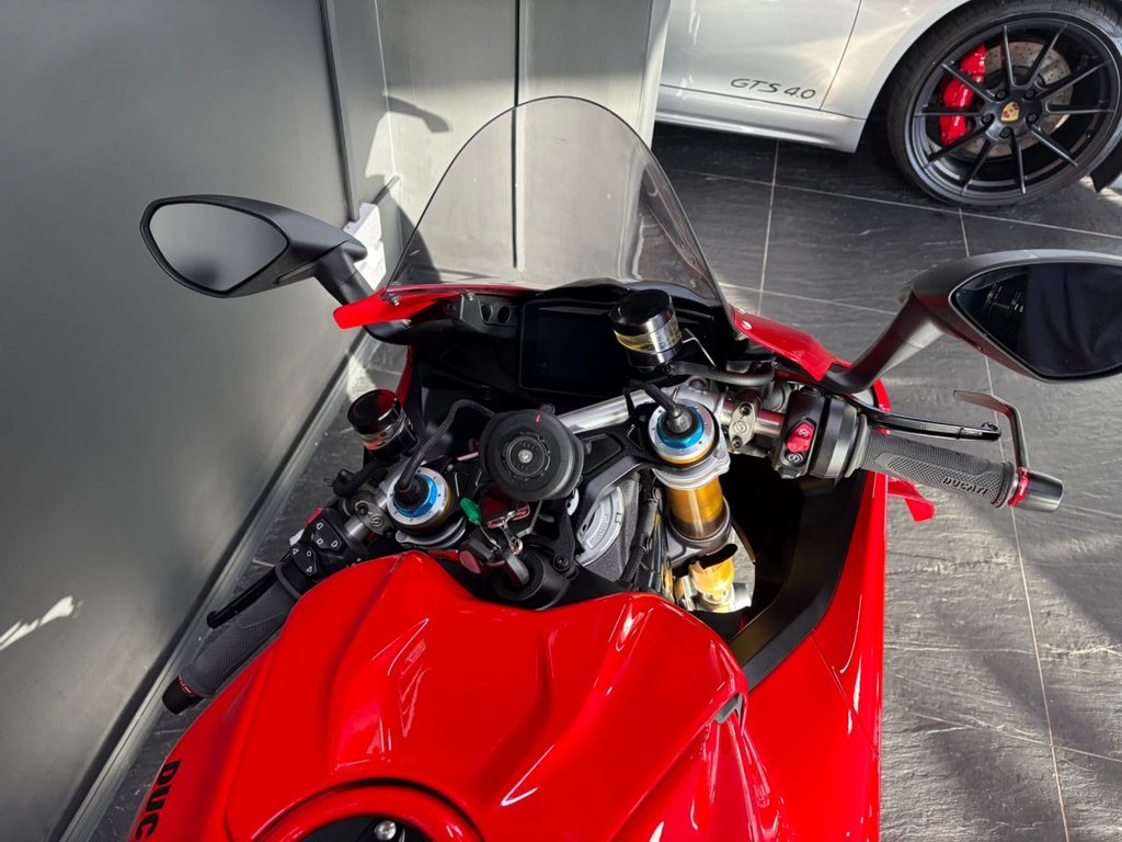 Ducati Panigale V4S