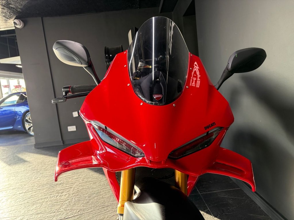 Ducati Panigale V4S