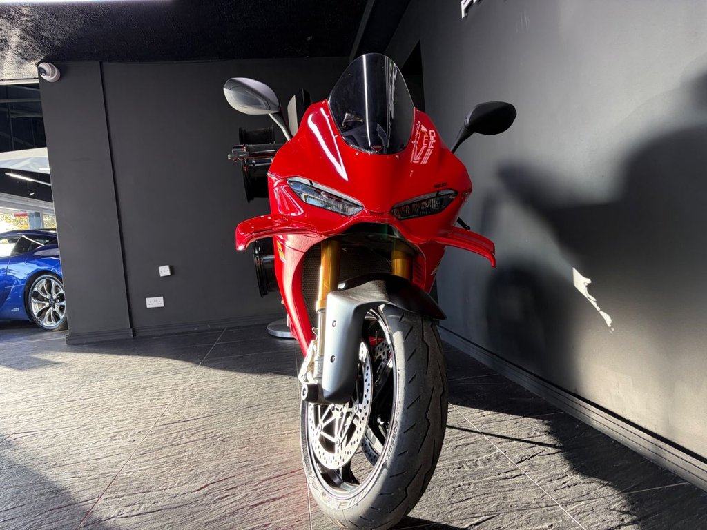 Ducati Panigale V4S