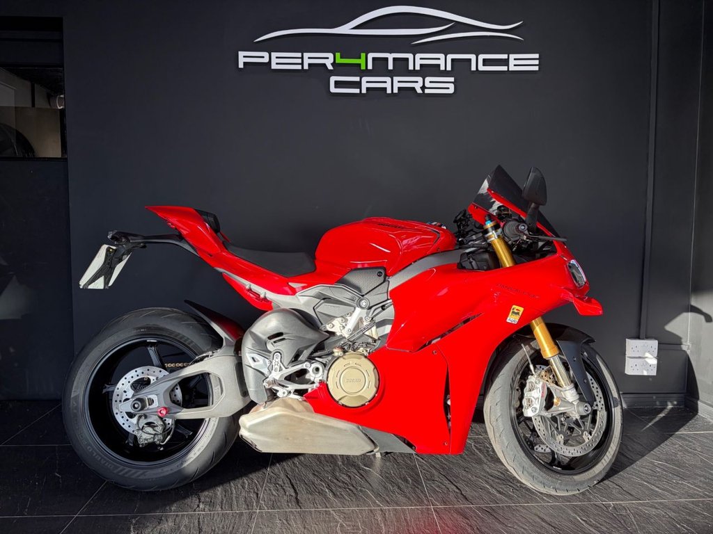 Ducati Panigale V4S