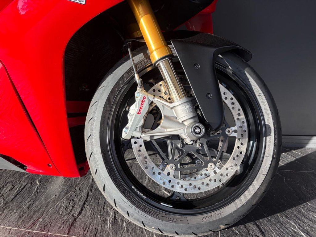 Ducati Panigale V4S