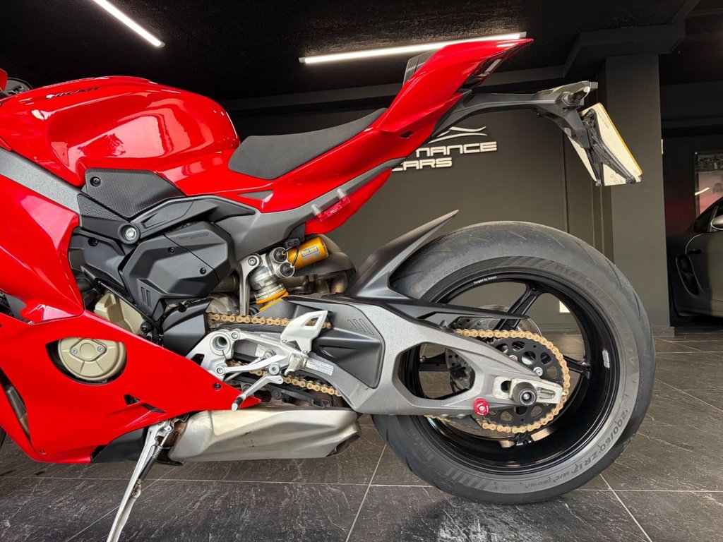 Ducati Panigale V4S