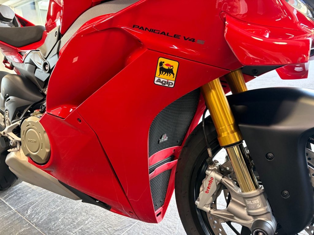 Ducati Panigale V4S