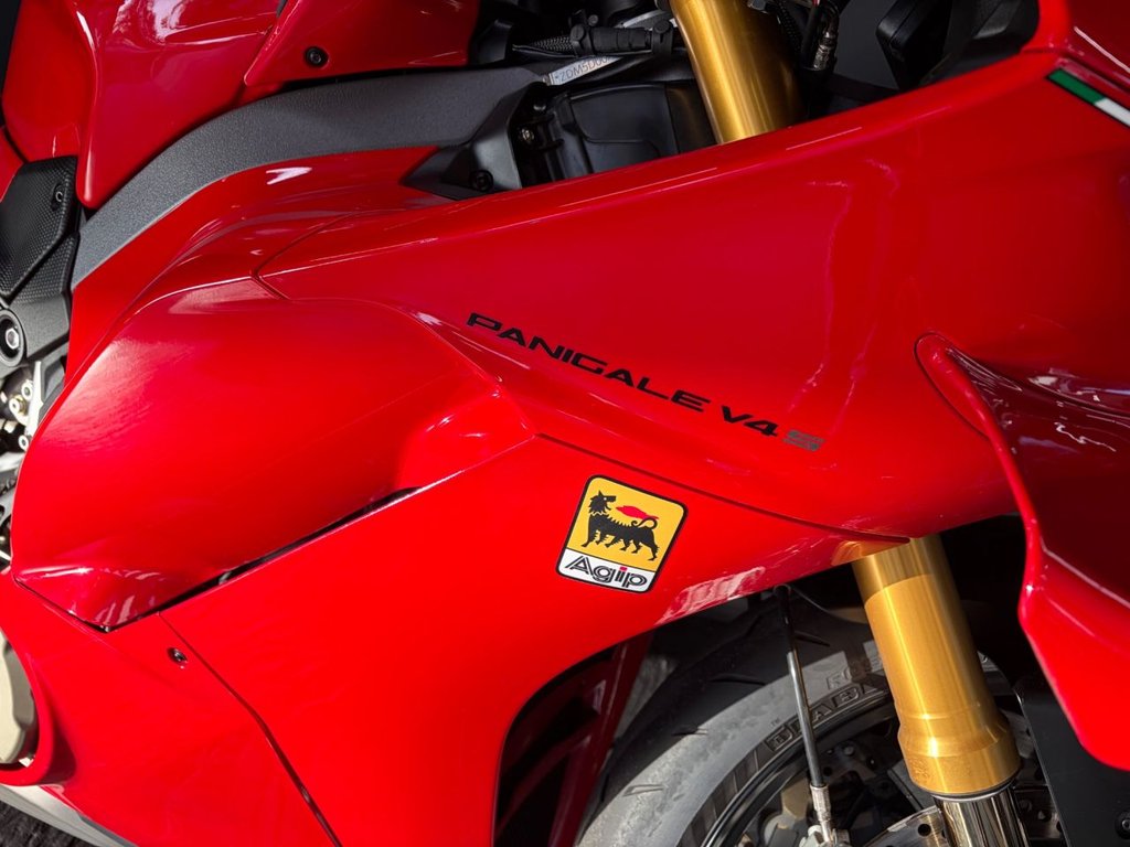 Ducati Panigale V4S