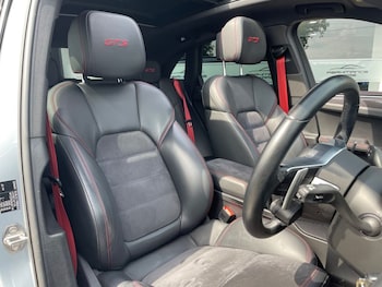 Used Porsche Macan 2021 for sale - 78839827: Photo