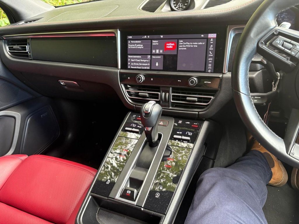 Used Porsche Macan 2022 for sale - 76267041: Photo 10