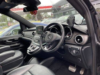 Used Mercedes-Benz V-Class 2018 for sale - 75433130: Photo