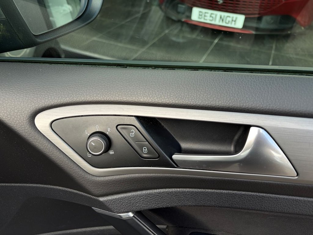 Used Volkswagen Golf 2015 for sale - 77394669: Photo 28