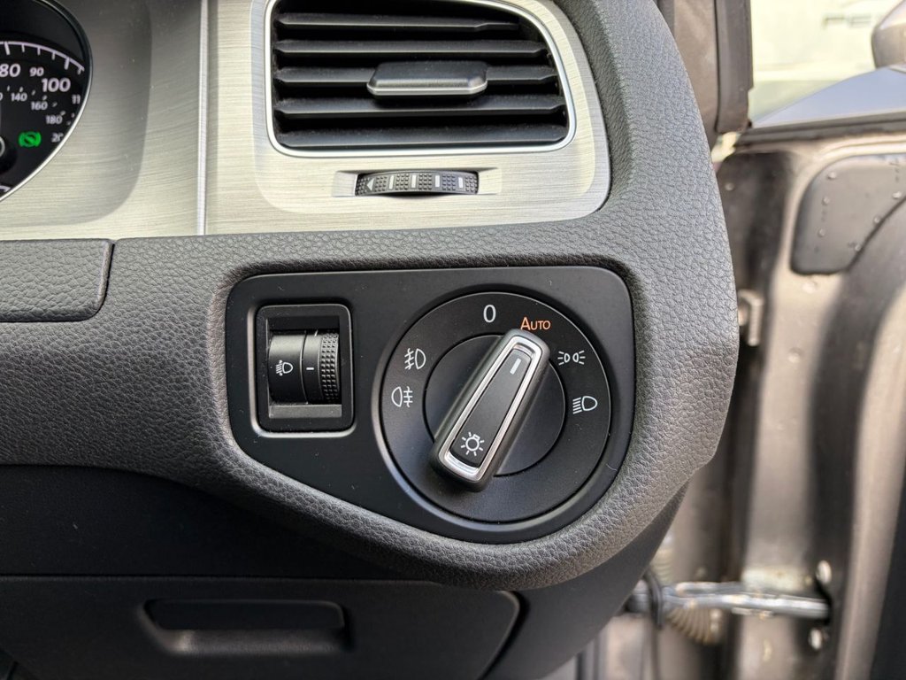 Used Volkswagen Golf 2015 for sale - 77394669: Photo 31