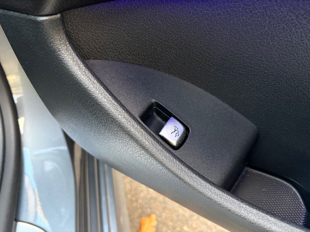 Used Mercedes-Benz E Class 2017 for sale - 77089403: Photo 41