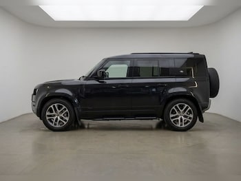 Used Land Rover Defender 2021 for sale - 78525051: Photo