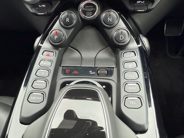 Used Aston Martin Vantage 2019 for sale - 75715961: Photo 38