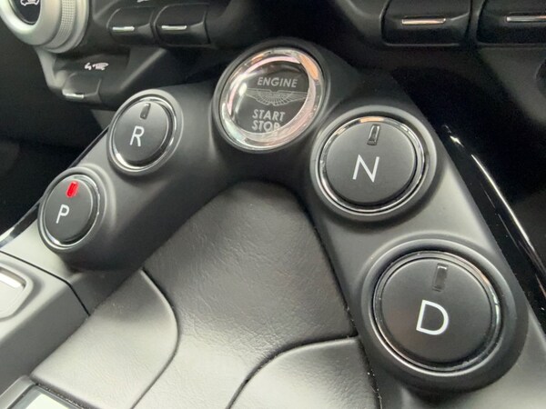 Used Aston Martin Vantage 2019 for sale - 75715961: Photo 40