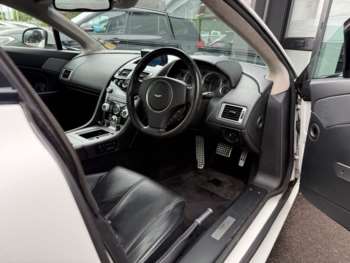 Used Aston Martin Vantage 2010 for sale - 74795679: Photo