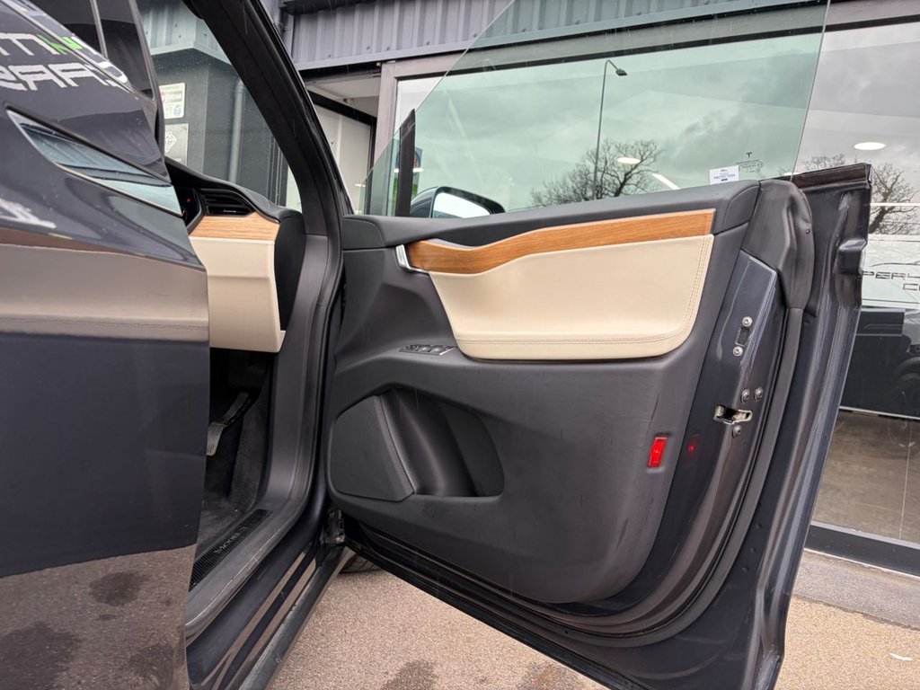 Used Tesla Model X 2019 for sale - 78096049: Photo 33