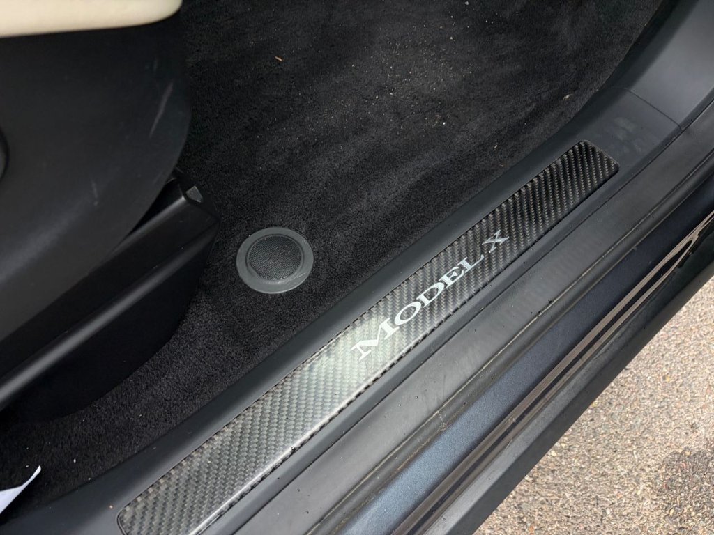 Used Tesla Model X 2019 for sale - 78096049: Photo 35