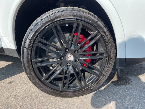 Used Porsche Cayenne 2016 for sale - 75515254: Photo 41