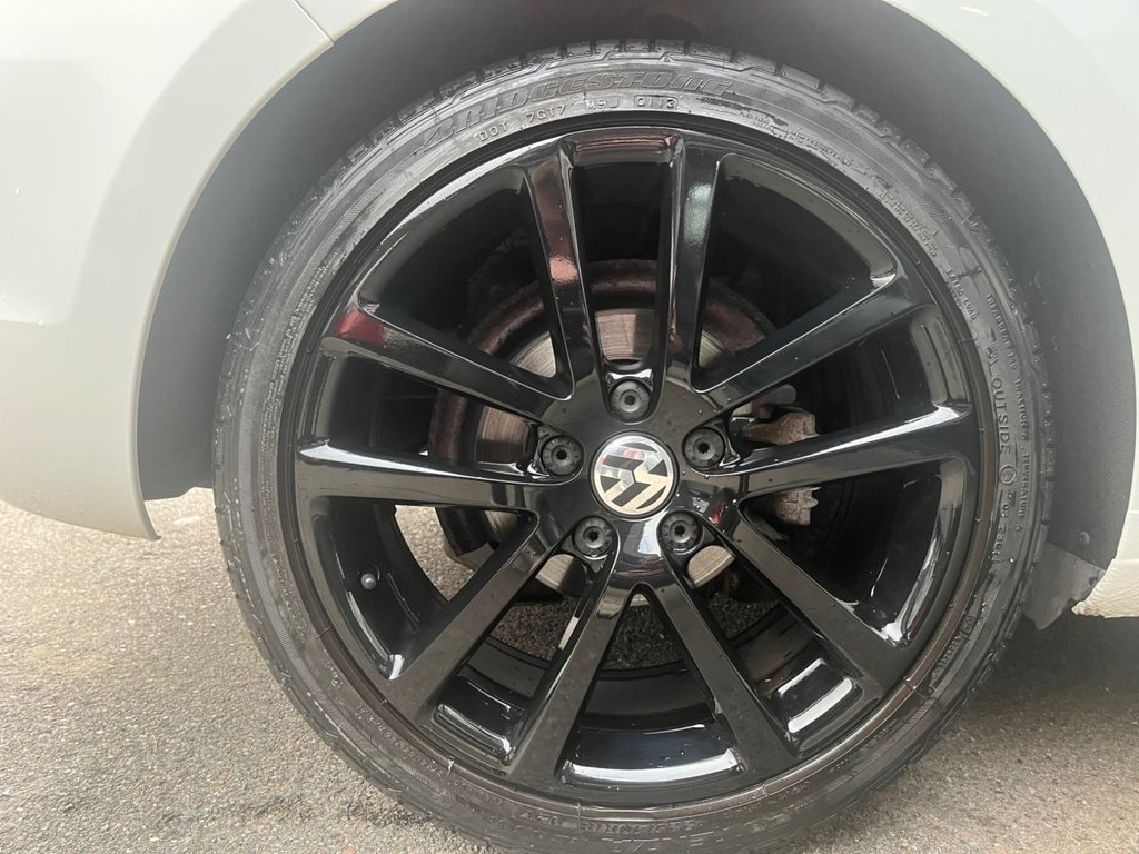 Used Volkswagen Golf 2014 for sale - 76038693: Photo 3