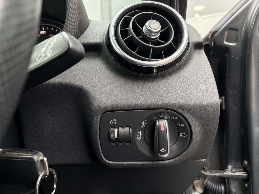 Used Audi A1 2015 for sale - 77780544: Photo 41