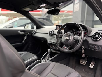 Used Audi A1 2015 for sale - 77780544: Photo