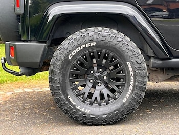 Used Jeep Wrangler 2016 for sale - 76210697: Photo 3
