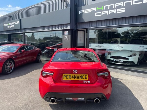 Used Toyota GT86 2018 for sale - 75087808: Photo 24