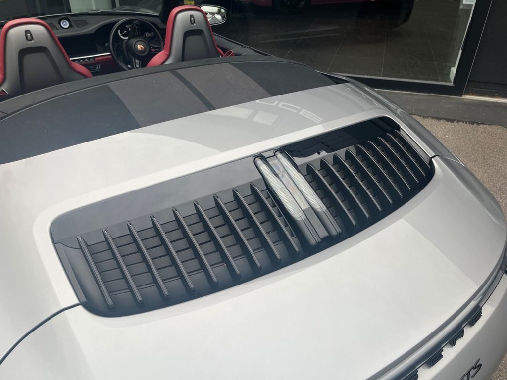 Used Porsche 911 2023 for sale - 76081166: Photo 32