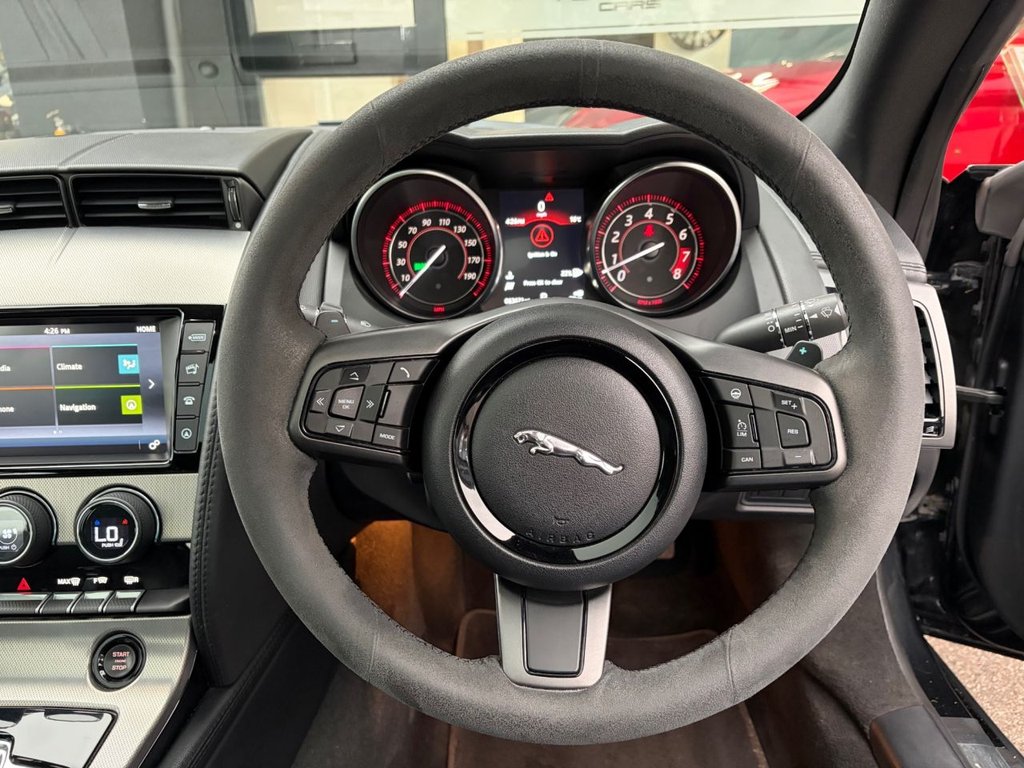 Used Jaguar F-Type 2016 for sale - 76496653: Photo 39