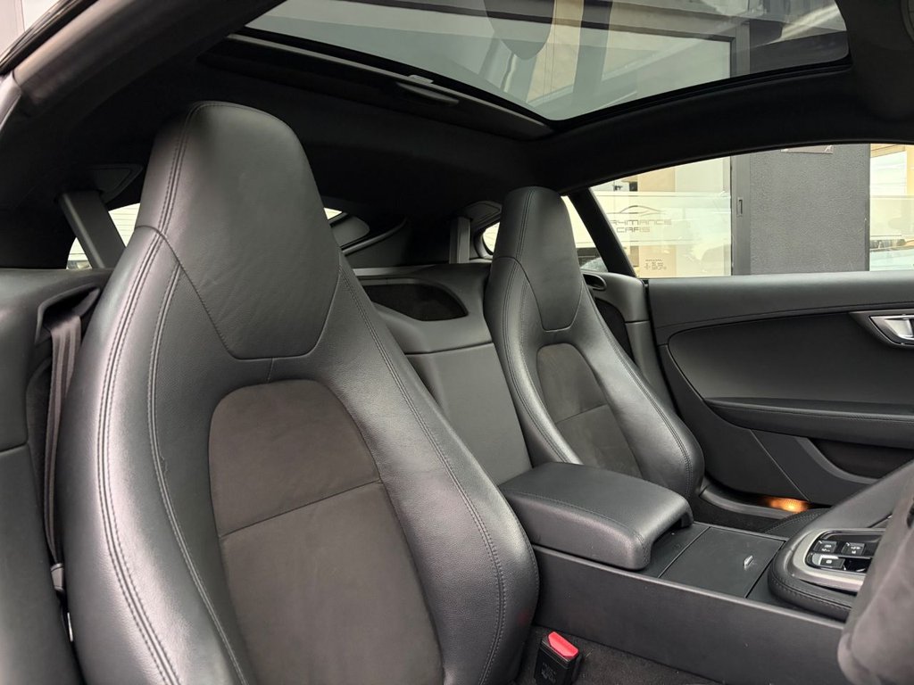 Used Jaguar F-Type 2016 for sale - 76496653: Photo 5