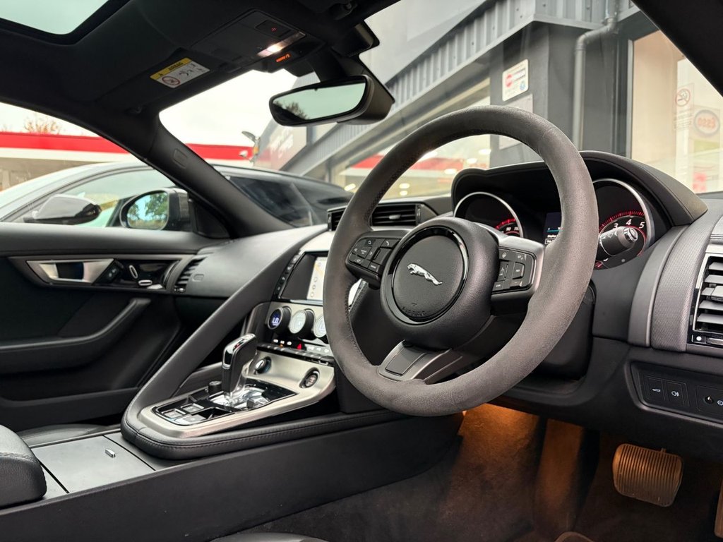 Used Jaguar F-Type 2016 for sale - 76496653: Photo 50