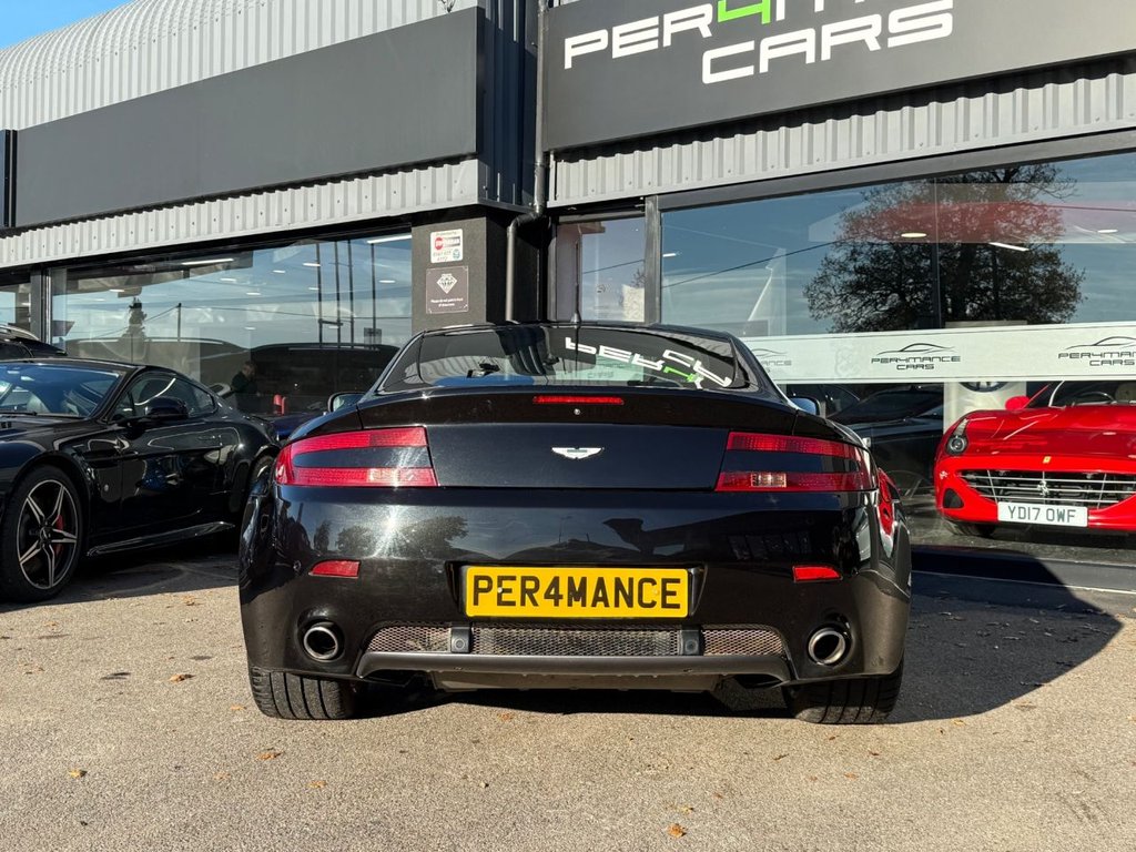 Used Aston Martin Vantage 2006 for sale - 76654998: Photo 11