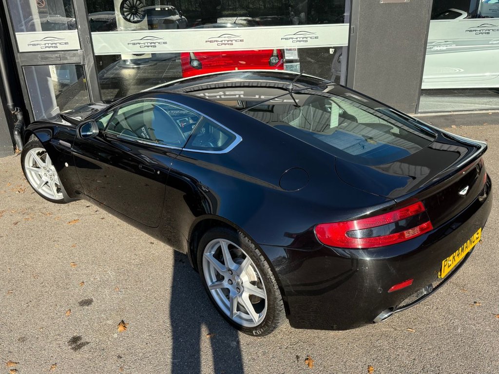 Used Aston Martin Vantage 2006 for sale - 76654998: Photo 13