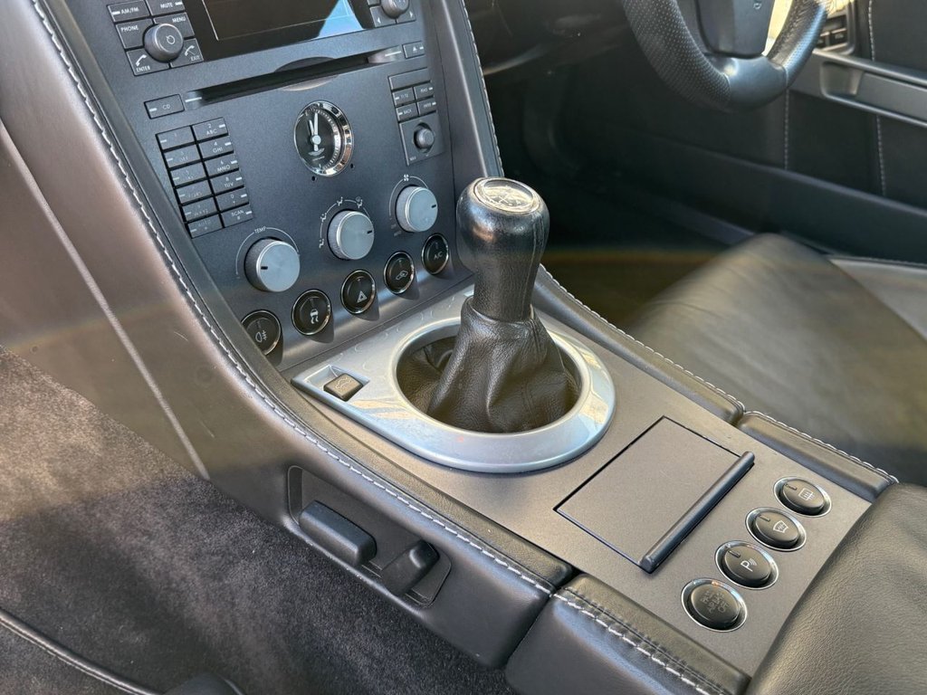 Used Aston Martin Vantage 2006 for sale - 76654998: Photo 31