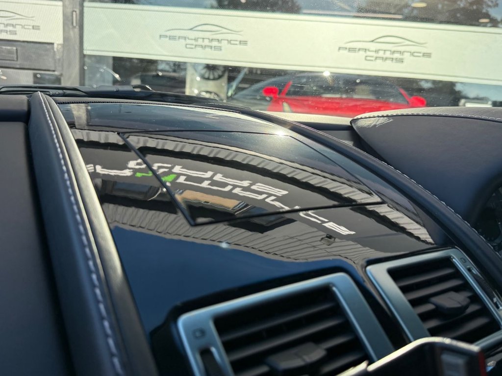 Used Aston Martin Vantage 2006 for sale - 76654998: Photo 35