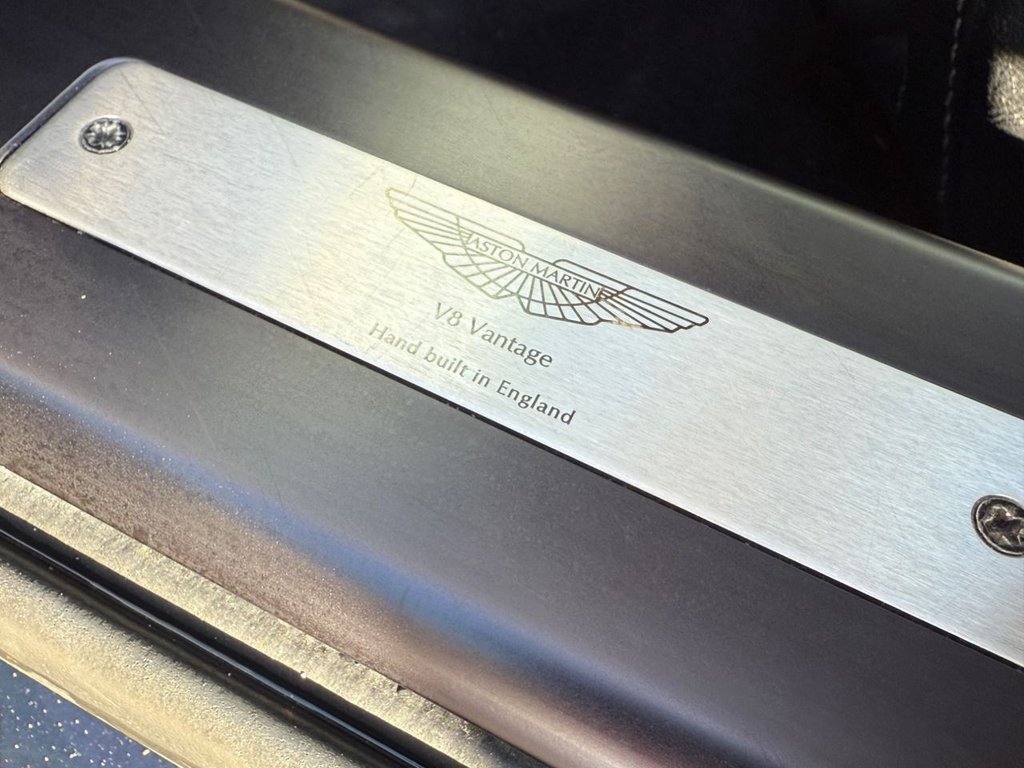 Used Aston Martin Vantage 2006 for sale - 76654998: Photo 43