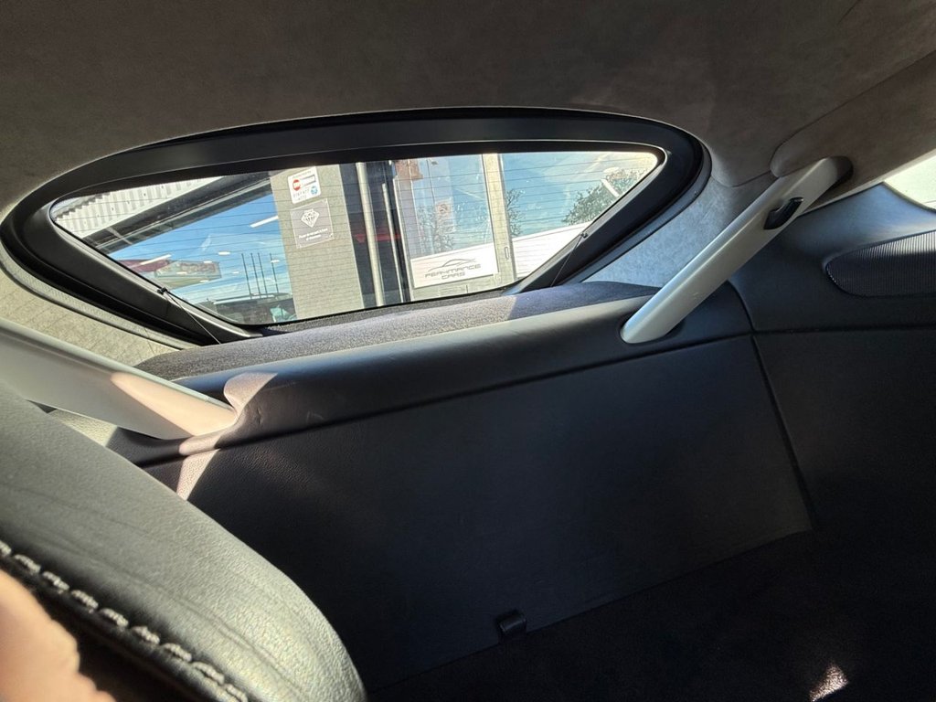 Used Aston Martin Vantage 2006 for sale - 76654998: Photo 50