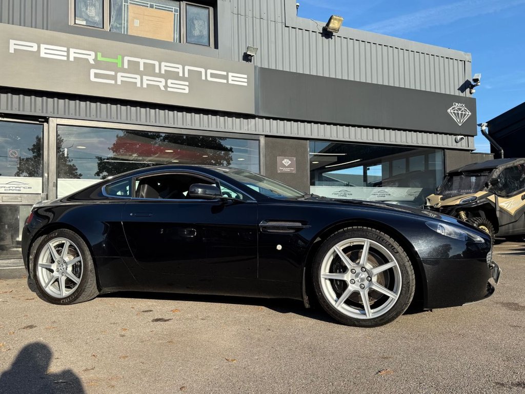 Used Aston Martin Vantage 2006 for sale - 76654998: Photo 9