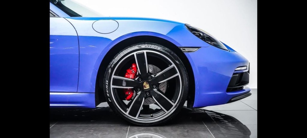 Used Porsche 718 Cayman 2018 for sale - 76559354: Photo 10