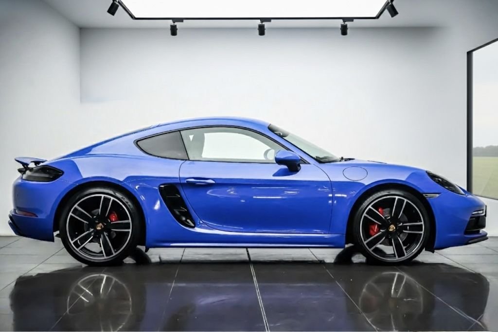 Used Porsche Cayman 2018 for sale - 76559354: Photo 7