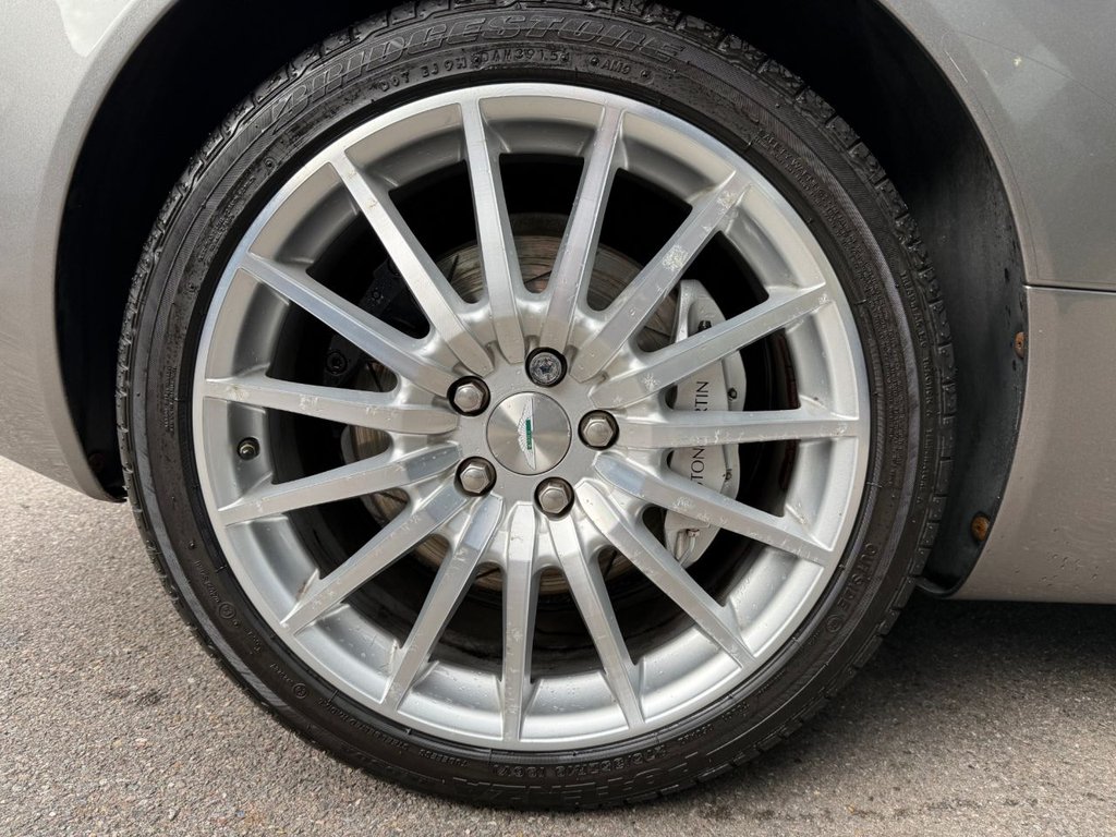 Used Aston Martin DB9 2006 for sale - 76080410: Photo 21