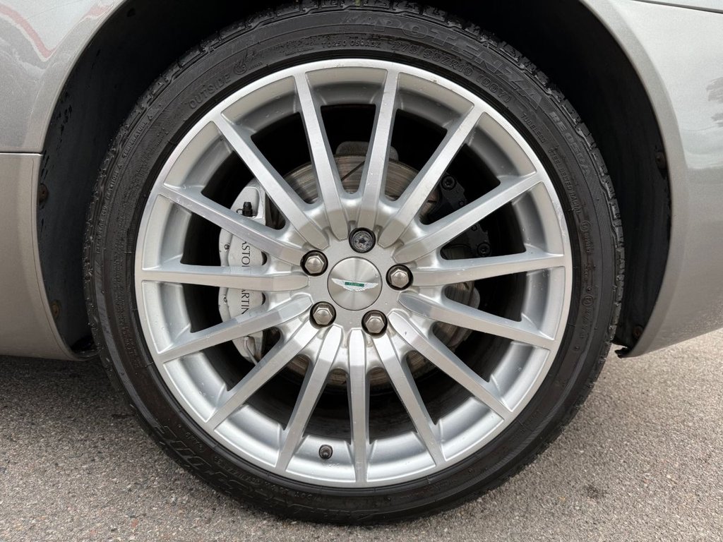 Used Aston Martin DB9 2006 for sale - 76080410: Photo 22