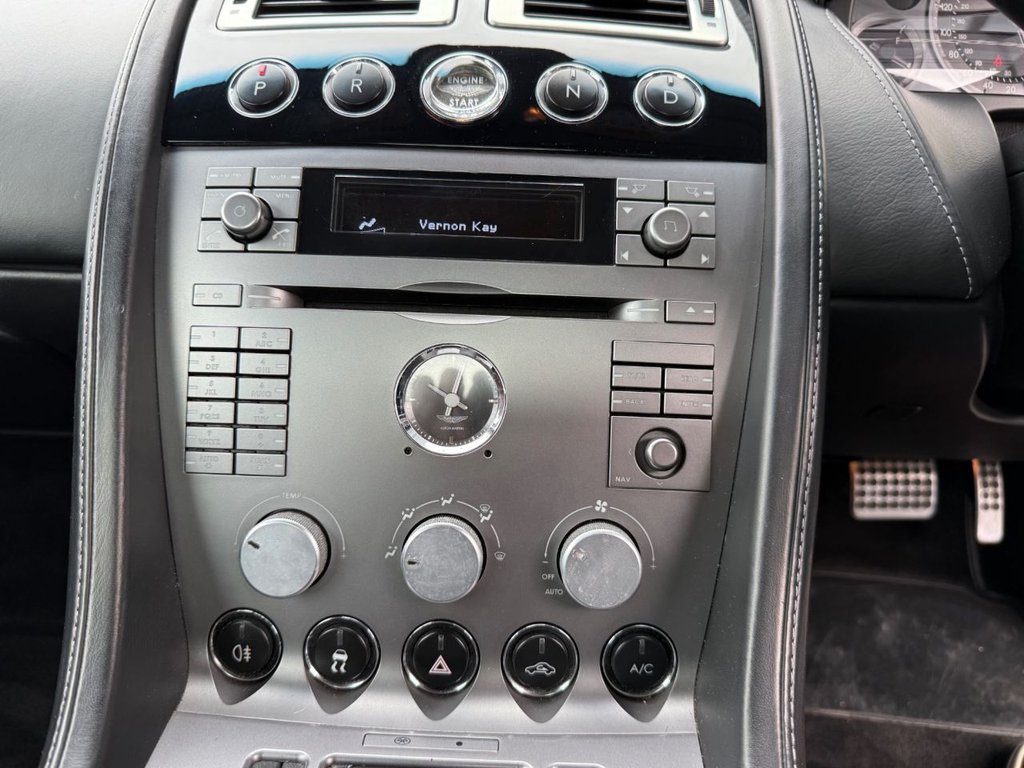 Used Aston Martin DB9 2006 for sale - 76080410: Photo 44